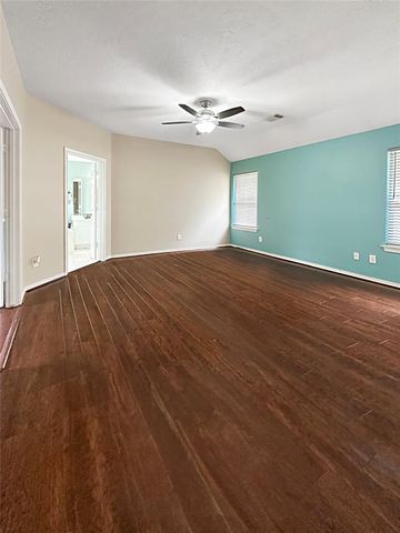 6506 Rustling Timbers Lane, Spring, TX 77379