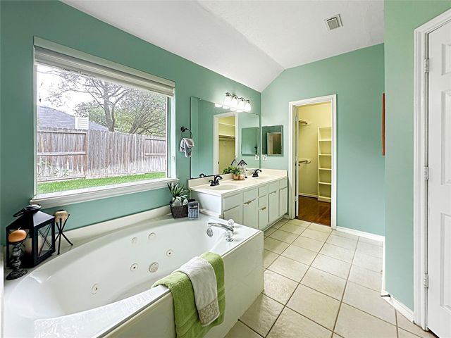 6506 Rustling Timbers Lane, Spring, TX 77379