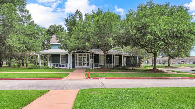 6506 Rustling Timbers Lane, Spring, TX 77379