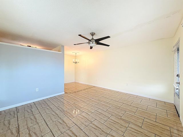 15610 NE 6th Avenue 37b, Miami, FL 33162