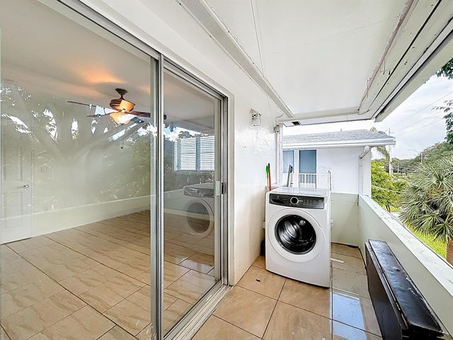 15610 NE 6th Avenue 37b, Miami, FL 33162