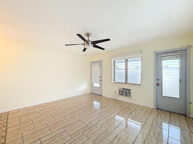15610 NE 6th Avenue 37b, Miami, FL 33162