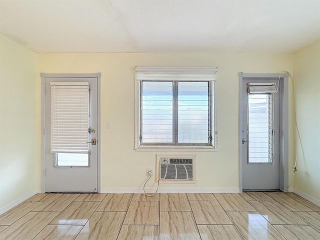 15610 NE 6th Avenue 37b, Miami, FL 33162