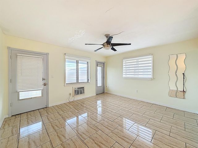15610 NE 6th Avenue 37b, Miami, FL 33162