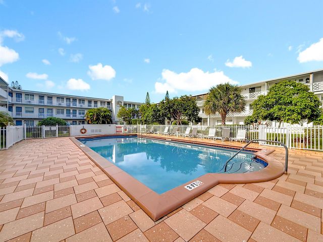 15610 NE 6th Avenue 37b, Miami, FL 33162
