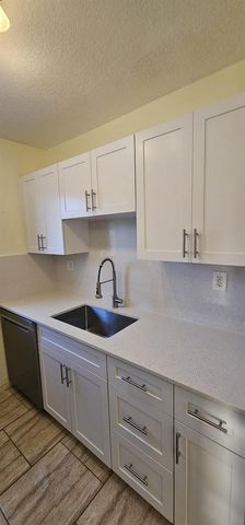 15610 NE 6th Avenue 37b, Miami, FL 33162