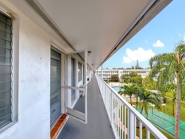 15610 NE 6th Avenue 37b, Miami, FL 33162