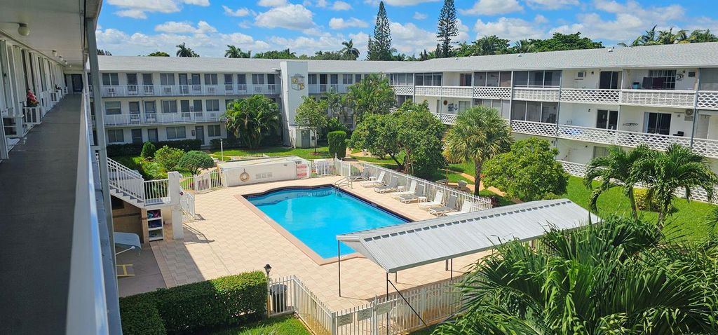 15610 NE 6th Avenue 37b, Miami, FL 33162