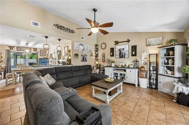 204 N Woodvalley Drive, Kingsland, GA 31548