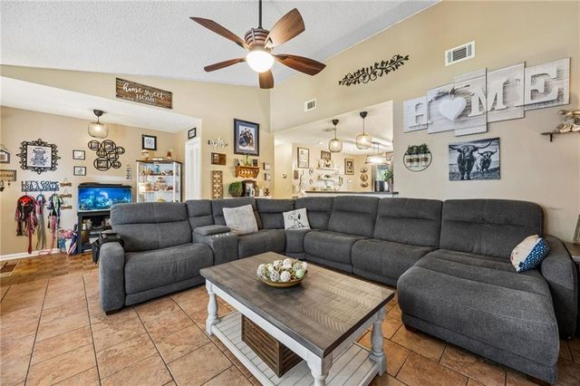 204 N Woodvalley Drive, Kingsland, GA 31548