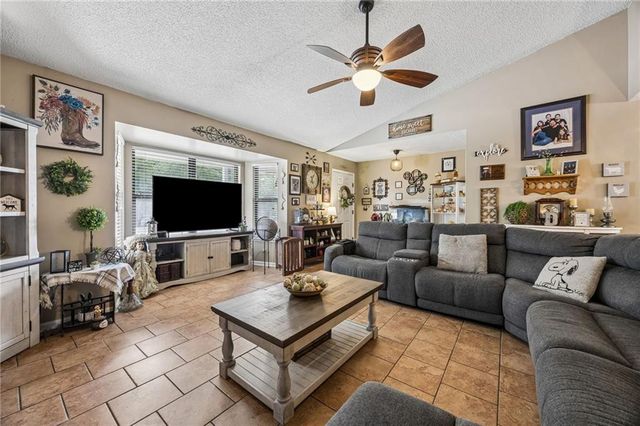 204 N Woodvalley Drive, Kingsland, GA 31548