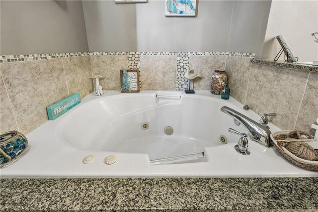 204 N Woodvalley Drive, Kingsland, GA 31548