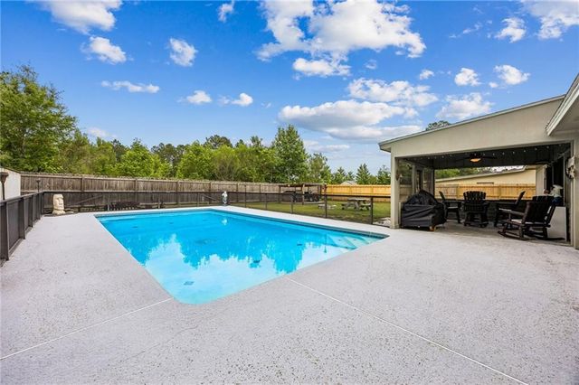204 N Woodvalley Drive, Kingsland, GA 31548