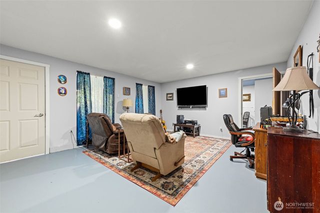 381 NE Tahuya Boulevard, Tahuya, WA 98588