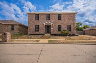 754 Mission Lane, Lancaster, TX 75146