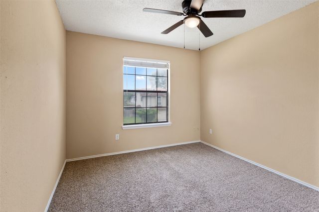 804 Wyndham Place, Arlington, TX 76017