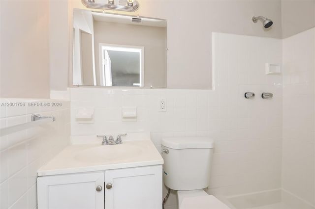 6331 Southgate Blvd, Margate, FL 33068