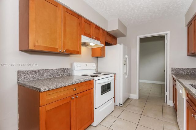 6331 Southgate Blvd, Margate, FL 33068