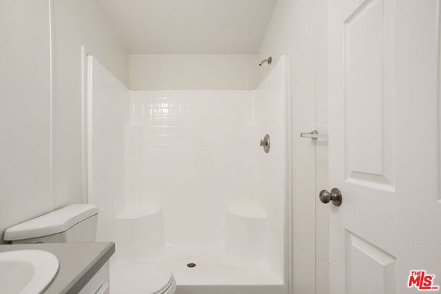 8250 Lankershim Boulevard 33, North Hollywood, CA 91605