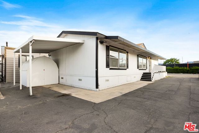 8250 Lankershim Boulevard 33, North Hollywood, CA 91605