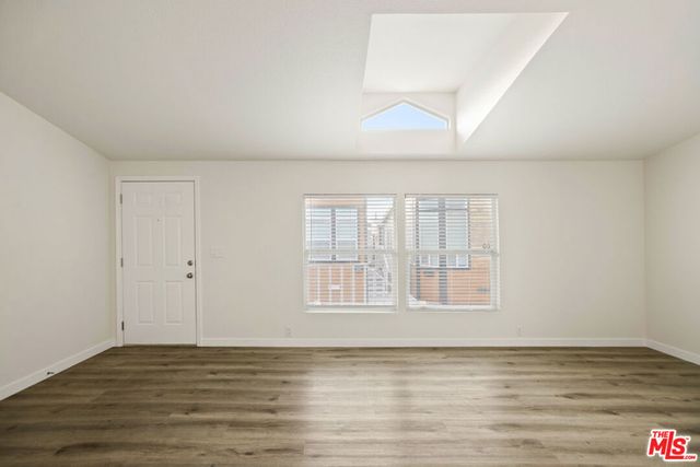 8250 Lankershim Boulevard 33, North Hollywood, CA 91605