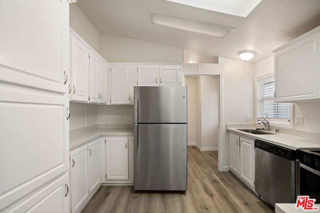 8250 Lankershim Boulevard 33, North Hollywood, CA 91605