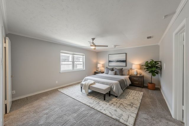 714 Woodlawn Lane, Grand Prairie, TX 75052