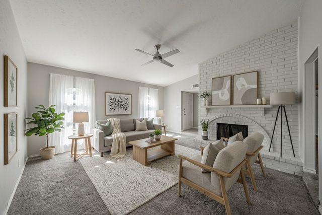 714 Woodlawn Lane, Grand Prairie, TX 75052