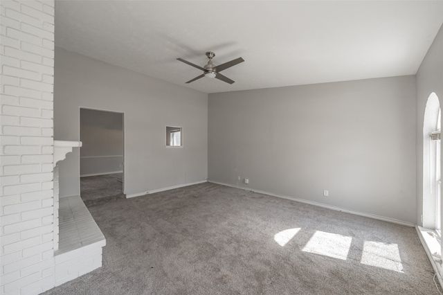 714 Woodlawn Lane, Grand Prairie, TX 75052