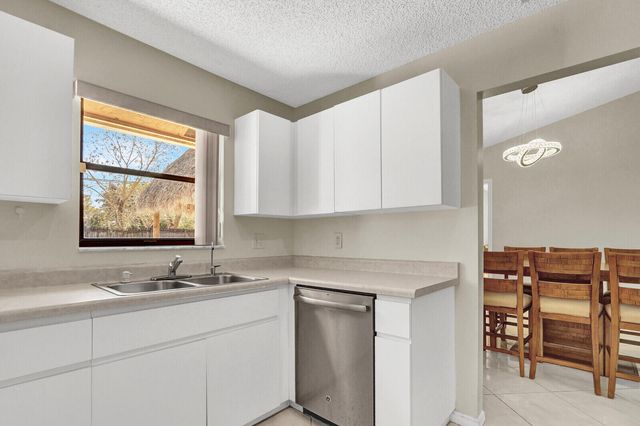 105 Sunflower Circle, Royal Palm Beach, FL 33411