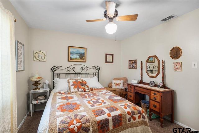 109 Biloxi St, Henderson, TX 75652