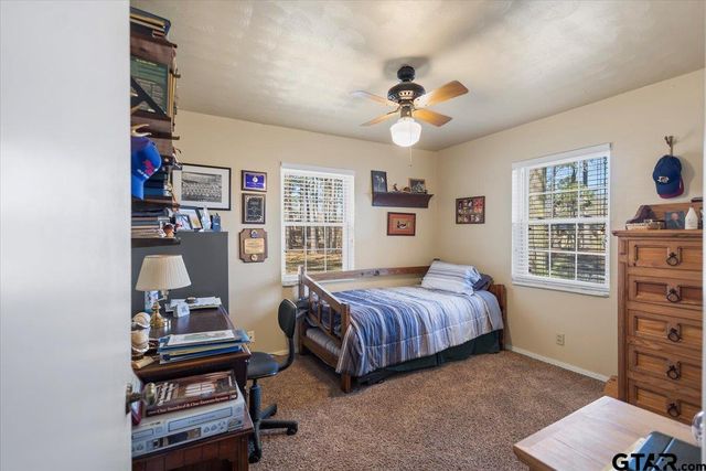 109 Biloxi St, Henderson, TX 75652