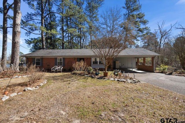 109 Biloxi St, Henderson, TX 75652