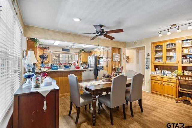 109 Biloxi St, Henderson, TX 75652