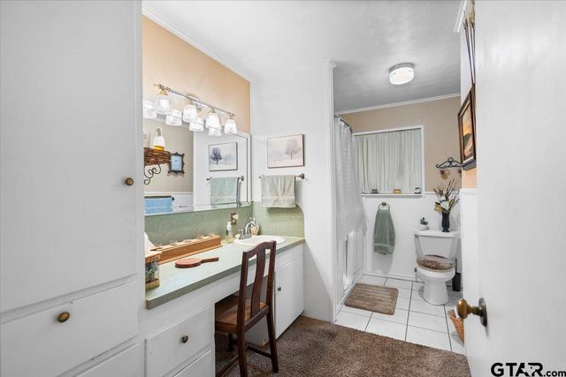 109 Biloxi St, Henderson, TX 75652