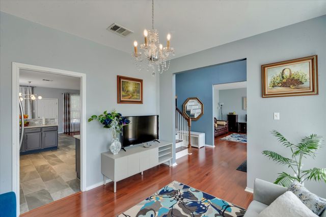 2071 Sunset Lane, Lewisville, TX 75067