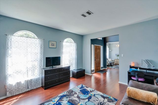 2071 Sunset Lane, Lewisville, TX 75067