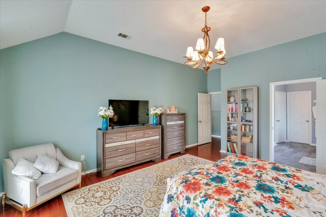 2071 Sunset Lane, Lewisville, TX 75067