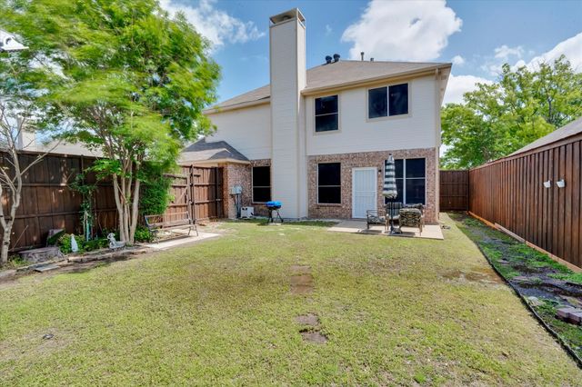 2071 Sunset Lane, Lewisville, TX 75067