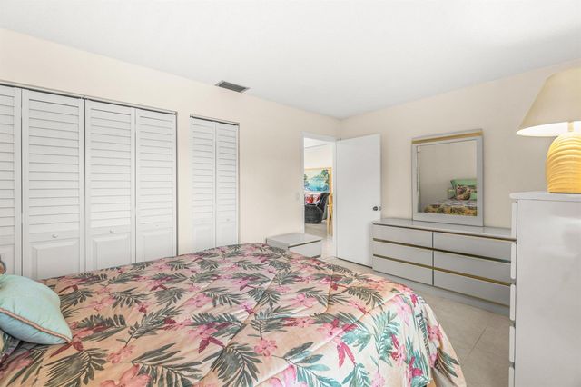 704 Sunny Pine Way C, Greenacres, FL 33415