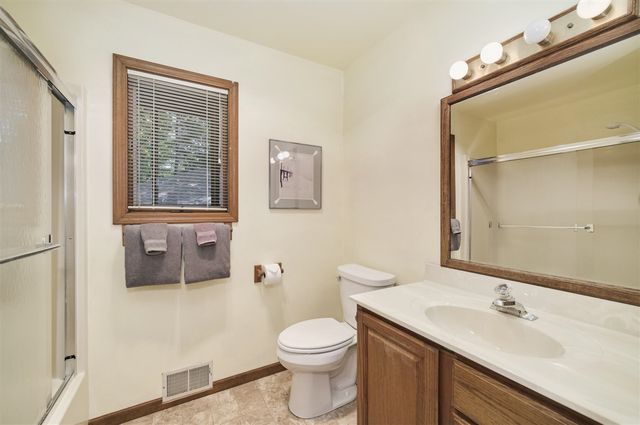 2521 Crescent Beach Road, Manistee, MI 49660