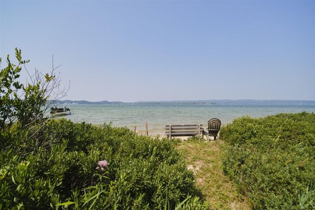 2521 Crescent Beach Road, Manistee, MI 49660
