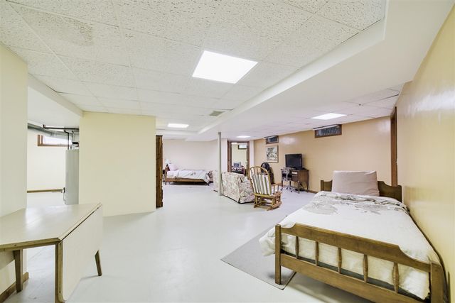 2521 Crescent Beach Road, Manistee, MI 49660