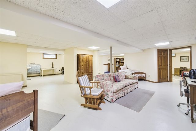 2521 Crescent Beach Road, Manistee, MI 49660