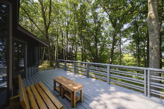 2521 Crescent Beach Road, Manistee, MI 49660