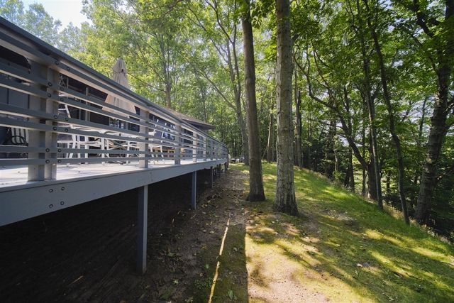 2521 Crescent Beach Road, Manistee, MI 49660