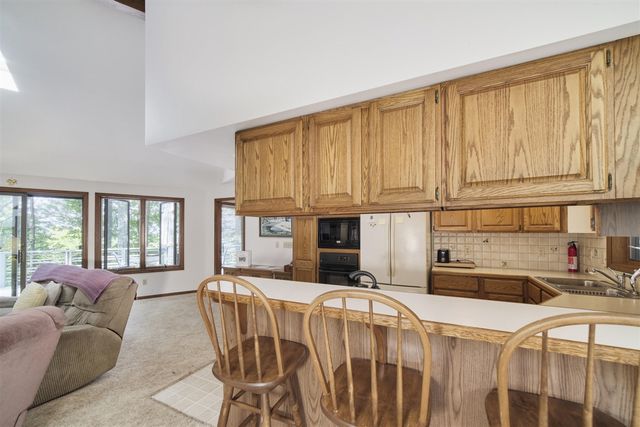 2521 Crescent Beach Road, Manistee, MI 49660