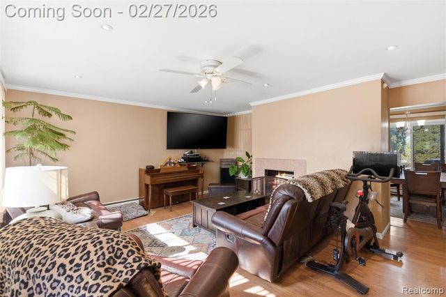 3149 Menge Avenue, Warren, MI 48091