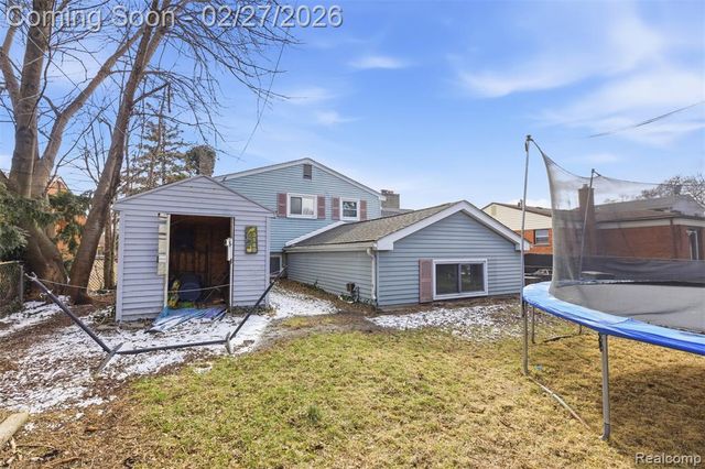 3149 Menge Avenue, Warren, MI 48091