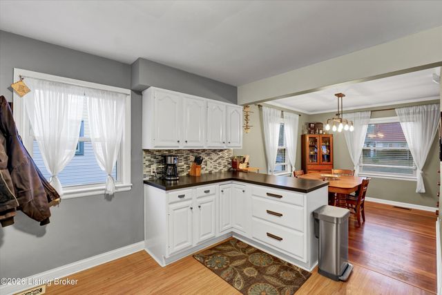 3010 Talisman Rd, Louisville, KY 40220